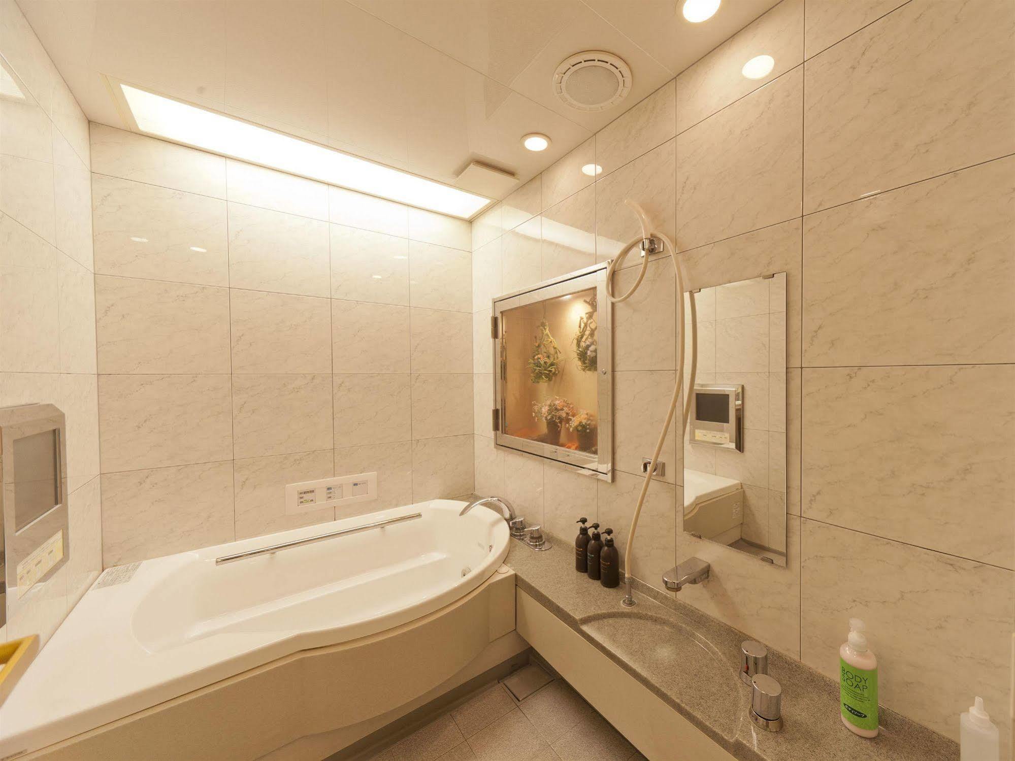 Hotel Fine Garden Juso (Adults Only) Osaka Zewnętrze zdjęcie